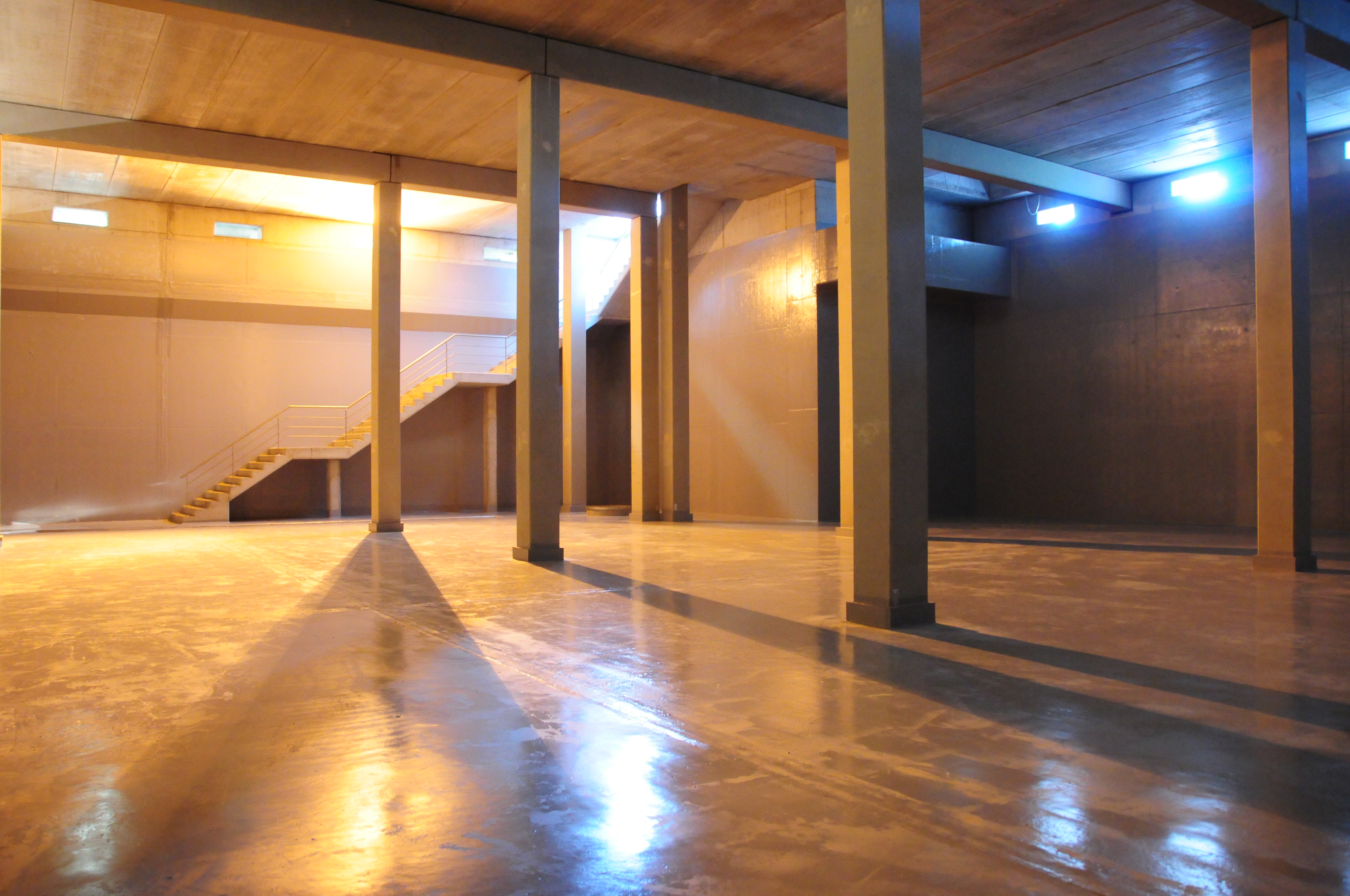 Imagen del interior de un depósito de agua potable